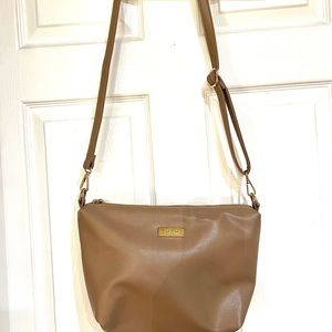 bebe adjustable shoulder/crossover bag